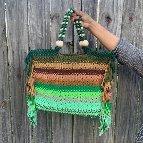 Green and Brown Macrame Bag With Fringes / 100% Handmade - Picture 6 of 12